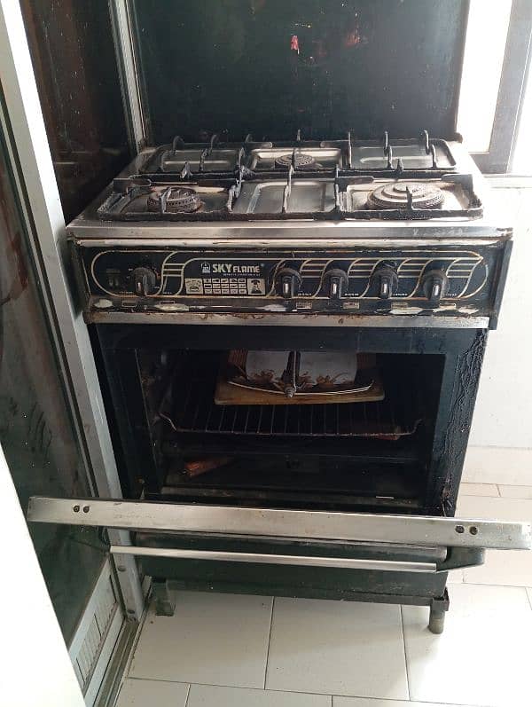 good condition cooking range 4