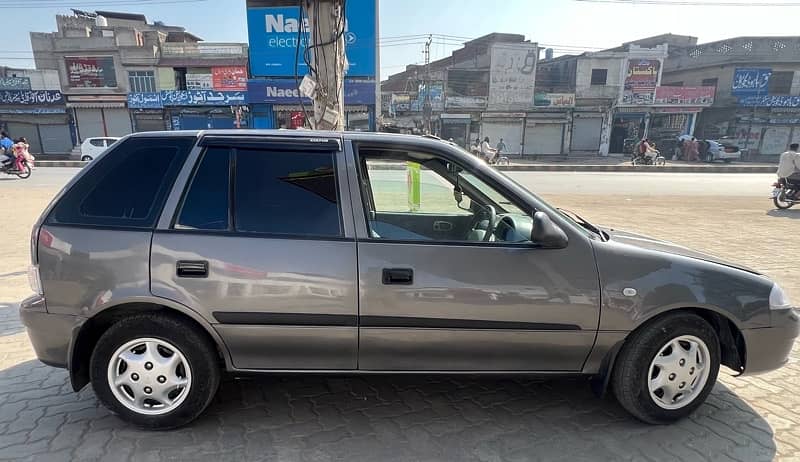 Suzuki Cultus VXR 2015 3