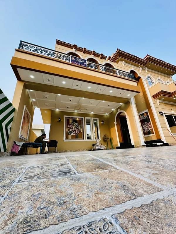 10 Marla Brand New Luxury Bungalow For Sale in Pia Society joharTown 0