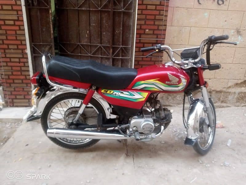 HONDA CD 70CC FOR SALE URGENT CONTACT WHATSAPP 03255831645 1