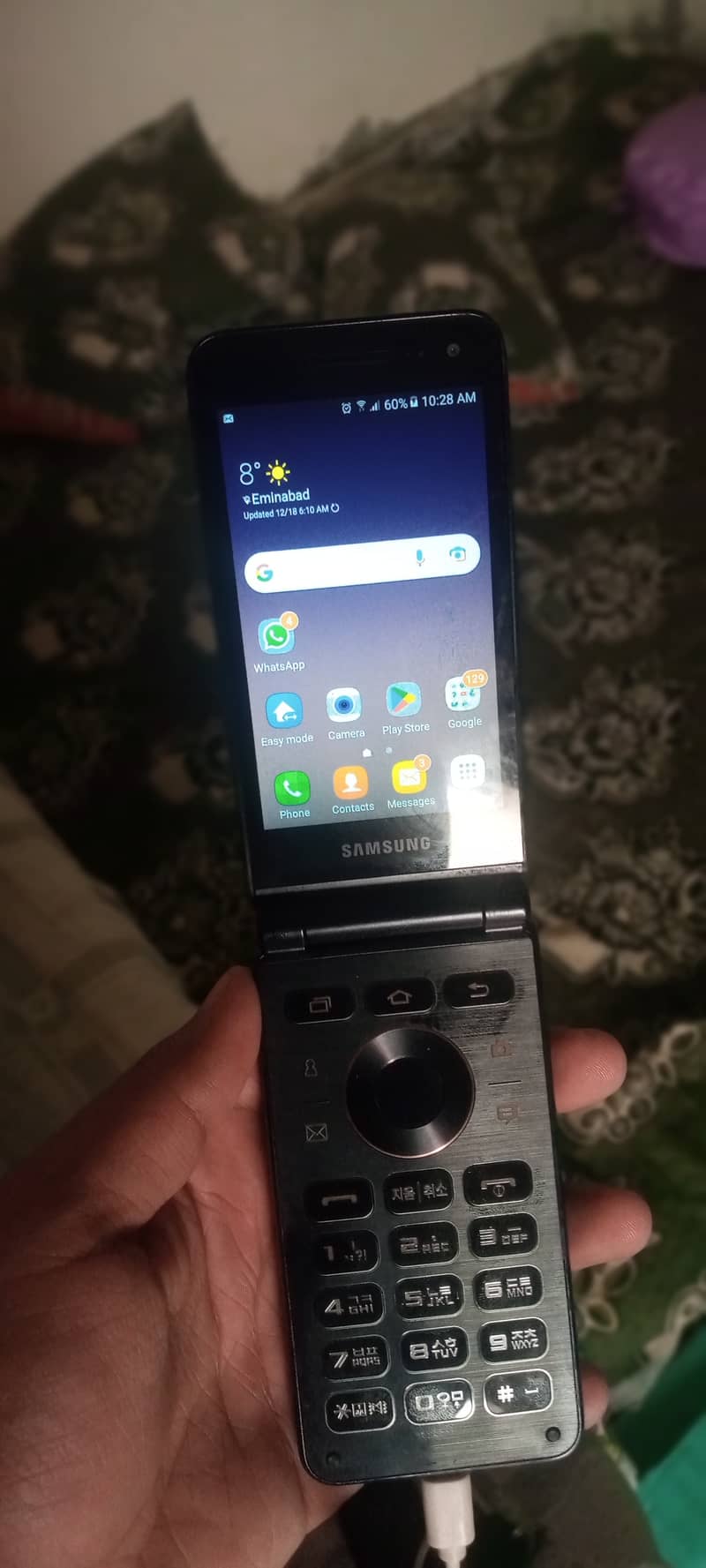 Samsung Folder 2 for Sale - Smooth Battery, High-Quality LCD! 3