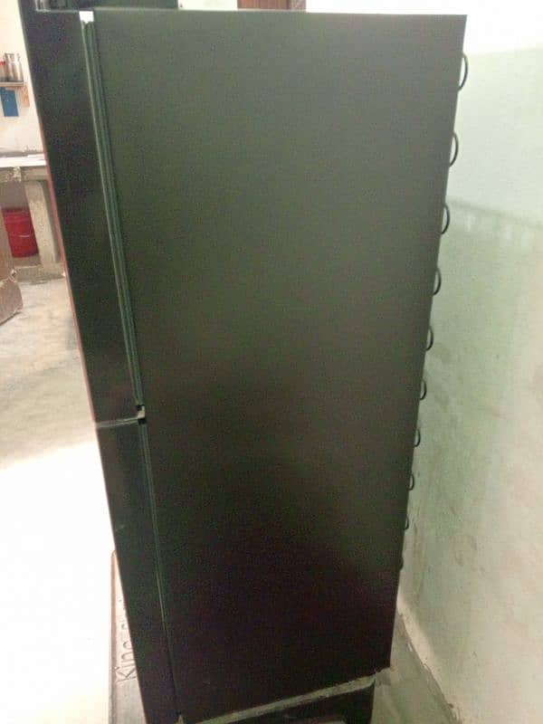 Haire refrigerator  medium size 6