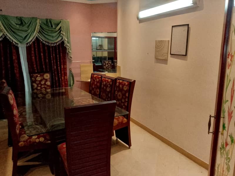 20 Marla House In Central DHA Phase 5 - Block B For Rent 14