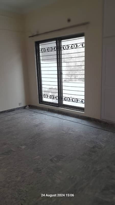 7.5 MARLA HOUSE FOR RENT AT JOHAR TOWN LAHORE 6