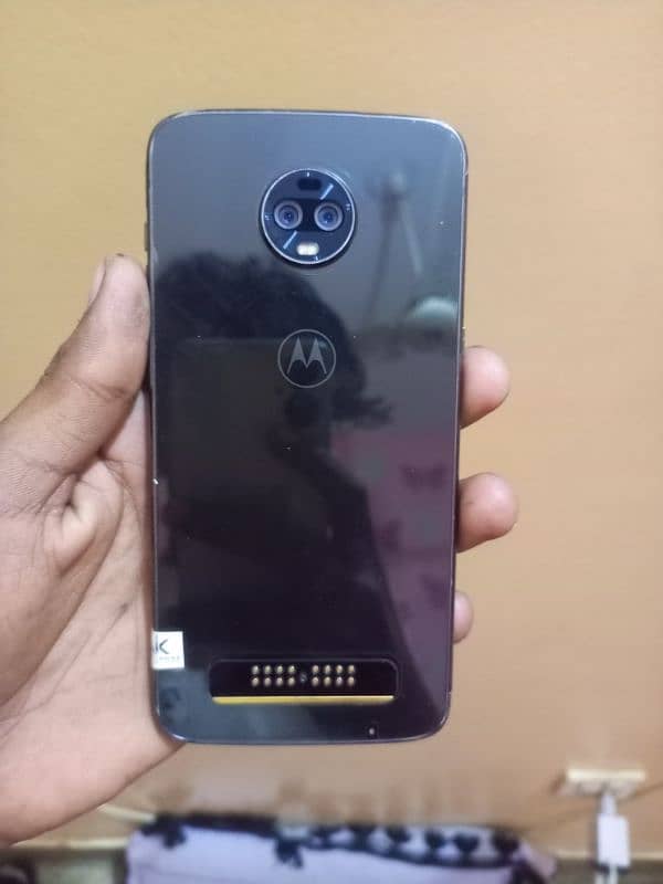 moto Z3  peach approved 5