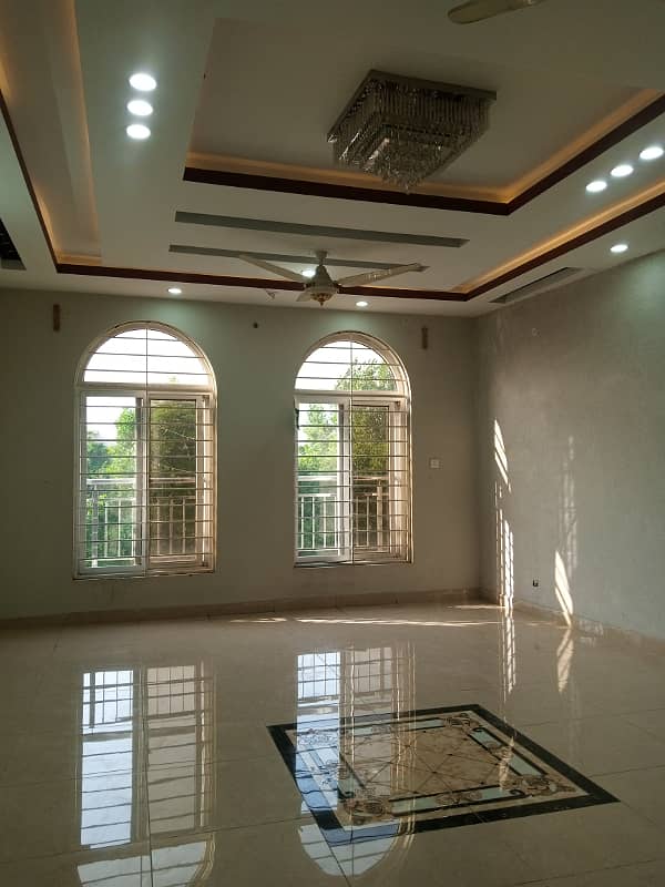 12 Marla Uper Portion Availabe For Rent in G-15 Islamabad 8