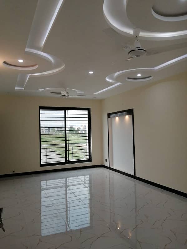 12 Marla Uper Portion Availabe For Rent in G-15 Islamabad 6