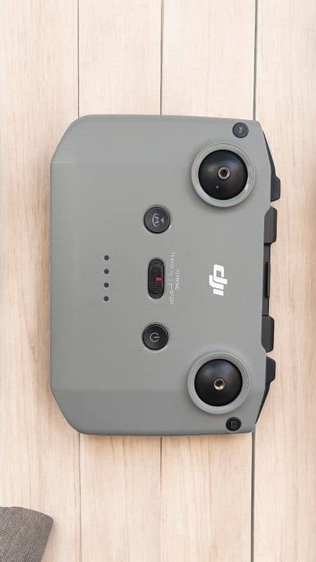 DJI Mavic Air2 Combo 8