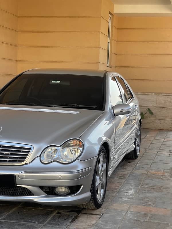 Mercedes C Class 2006 1