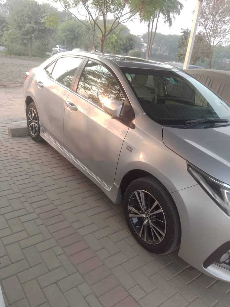 Toyota Altis Grande 2019 1