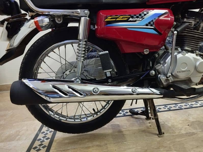 Honda CG 125 Lush Condition For Sale 4