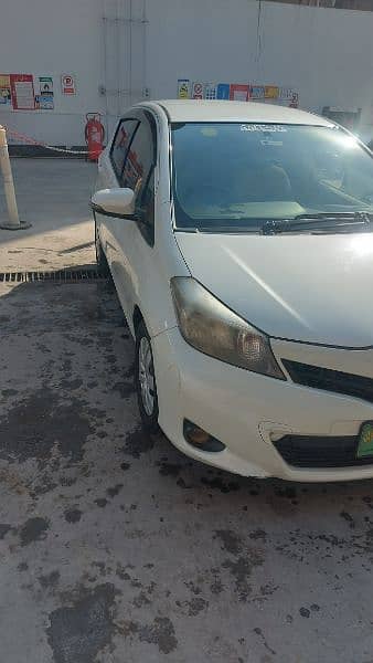 Toyota Vitz 2015 2