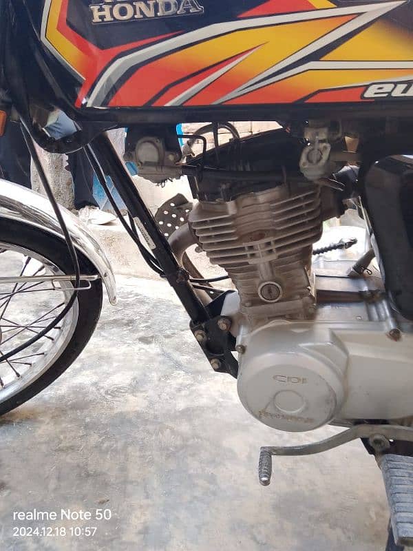 Honda 125 Lush Condition Complete documents 2