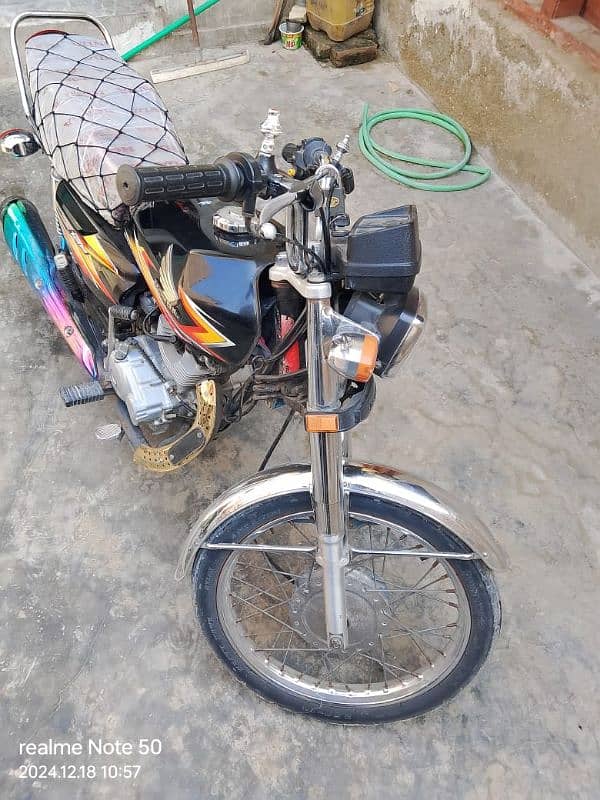 Honda 125 Lush Condition Complete documents 7