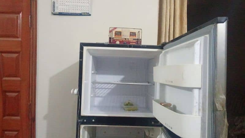 Orient Refrigerator 1