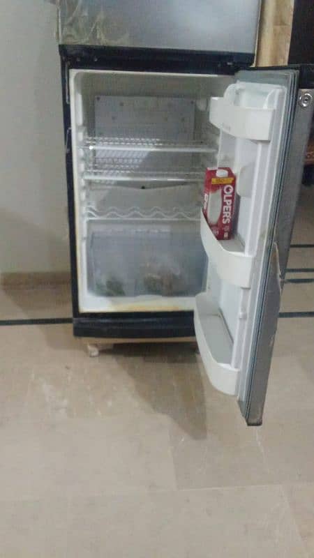 Orient Refrigerator 2