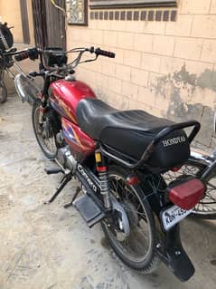 HONDA CD 70 2006 KARACHI NUMBER