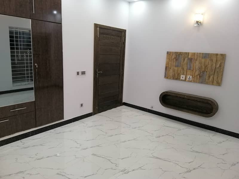 5 Marla Beautiful Luxury House For Sale In Cc Block Bahria Town Lahore 9