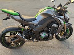 Kawasaki Z1000 | Model 2014 | Urgent Sale | Total Geniue