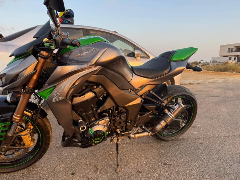 Kawasaki Z1000 | Model 2014 | Urgent Sale | Total Geniue 2