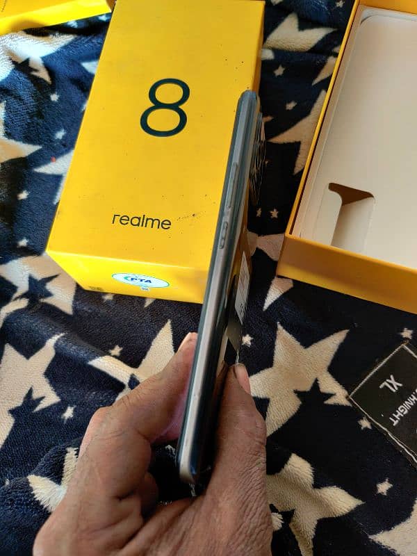 Realme 8 4