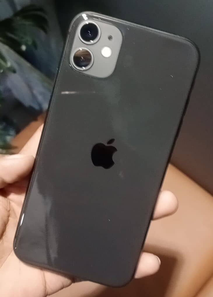 iphone 11 JV 64GB 97% Health 10/10 0