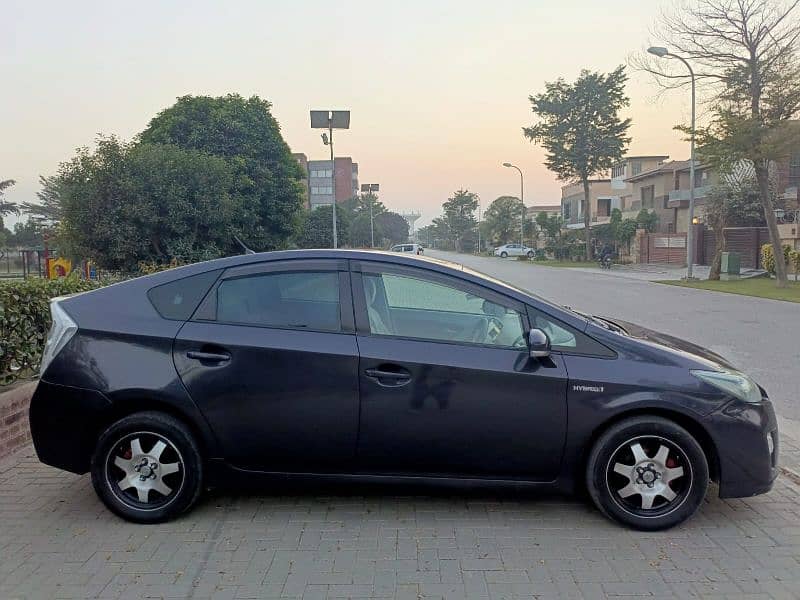 Toyota Prius 2011 2