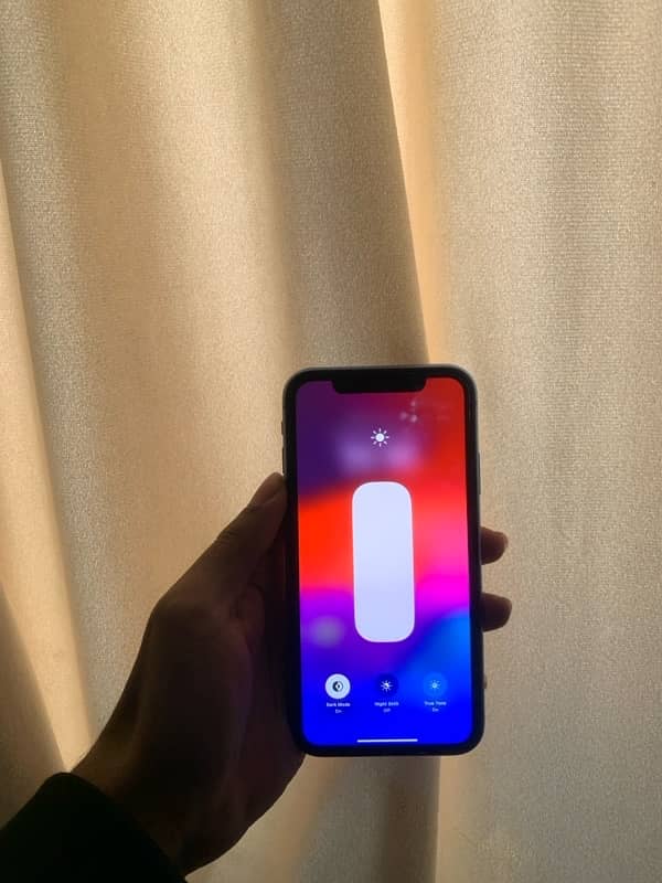 IPHONE XR 6