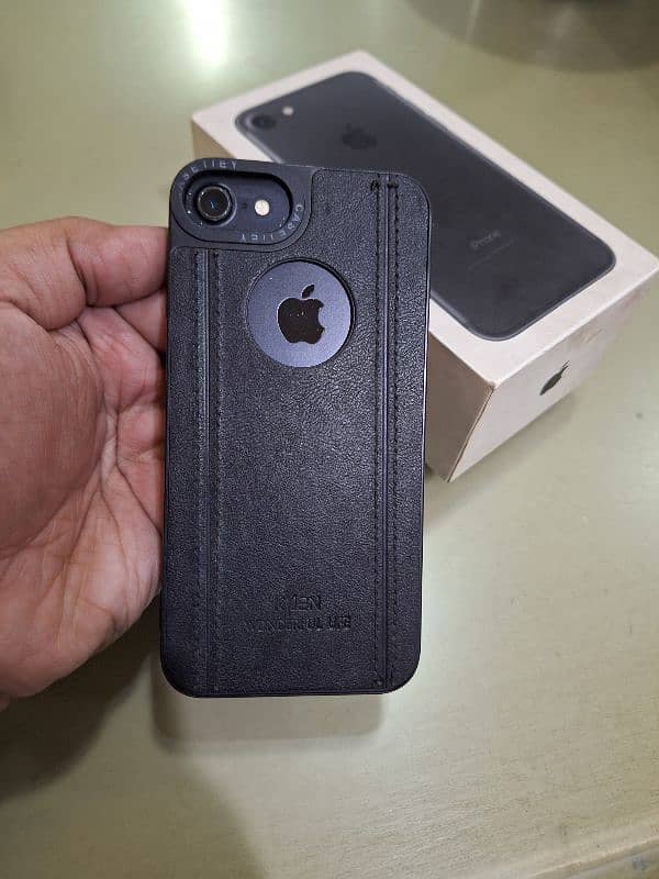 iPhone 7 PTA Approved with box 0