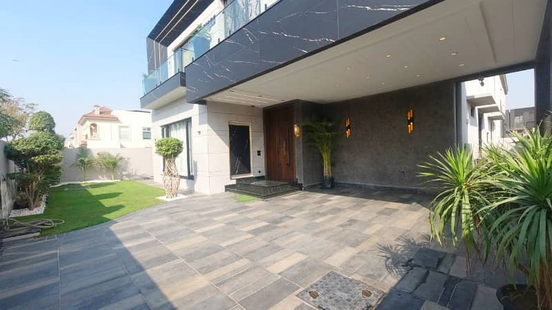 1 Kanal Modern Desing, Brand New Owner Built House. READ AD. 0