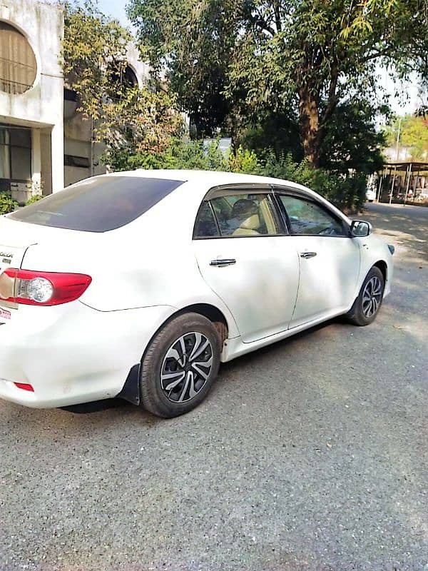 Toyota Corolla XLI 2013 1