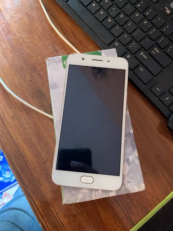 Oppo f1s with box 0