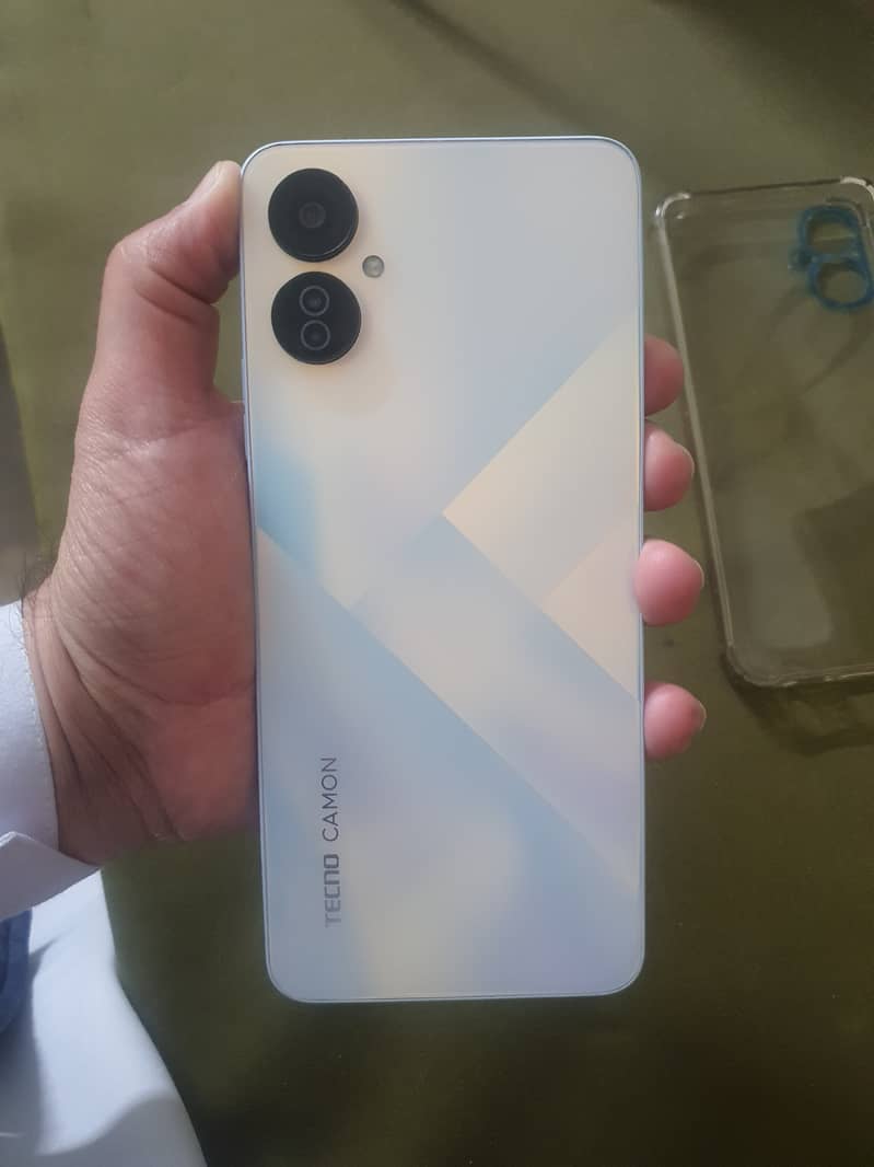 Tecno Camon 19 neo. 6gb Ram/128gb 1