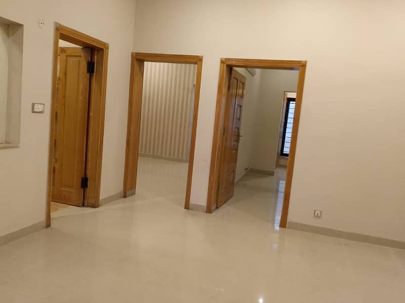 Beautiful Ground portion available for rent in f11 markaz Islamabad 2bedroom with attached bathroom 1