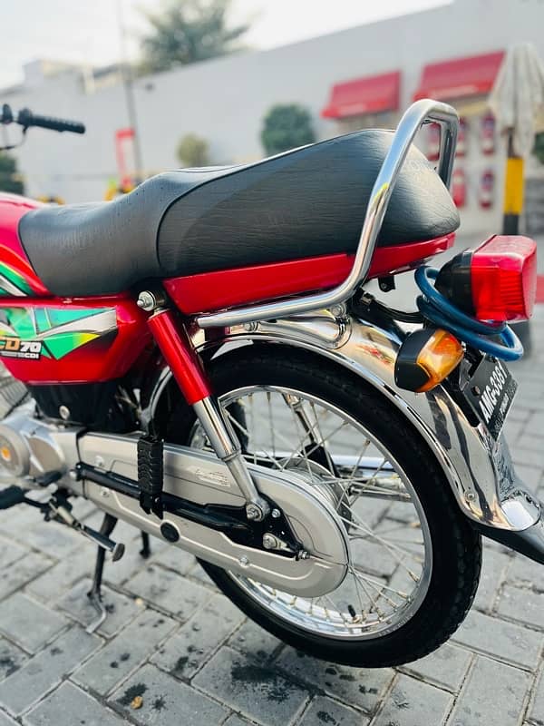 honda cd 70 bike for sale 10/10 just like new full ok 3