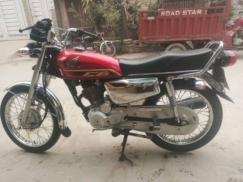 Honda 125 for sale ingen 10/10 3