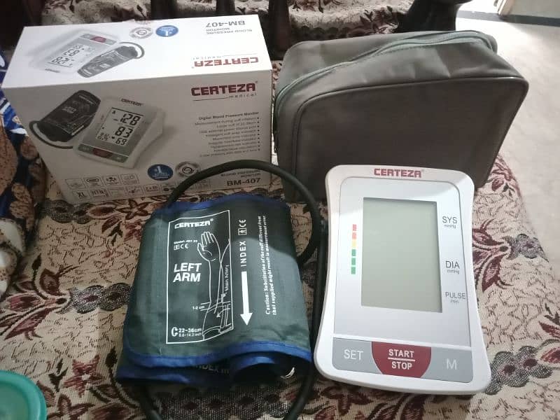 Certeza Blood Pressure and Heart Beat Monitor 2