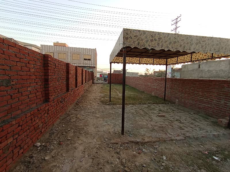 7 Marla Commercial Plot Available For Sale Opposite Pak Fan University Road , City Gujrat 4