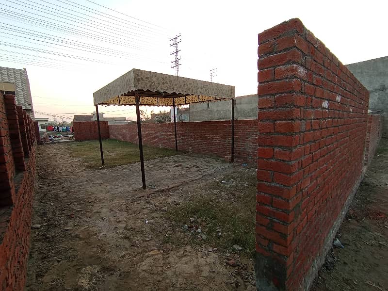 7 Marla Commercial Plot Available For Sale Opposite Pak Fan University Road , City Gujrat 5