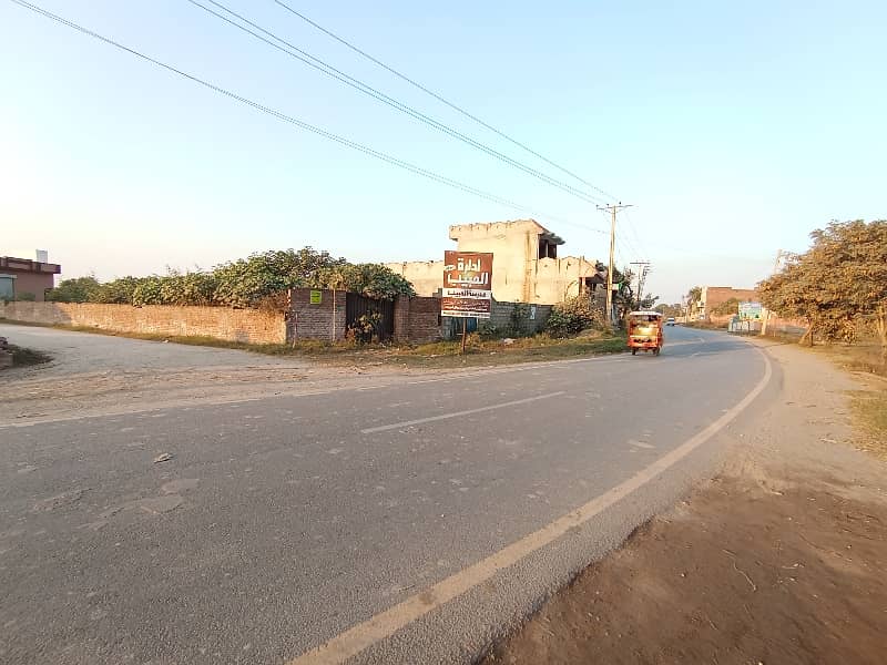 6.5 Marla Residential Plot Available For Sale In Shadiwal Near Main Road, City Gujrat 6