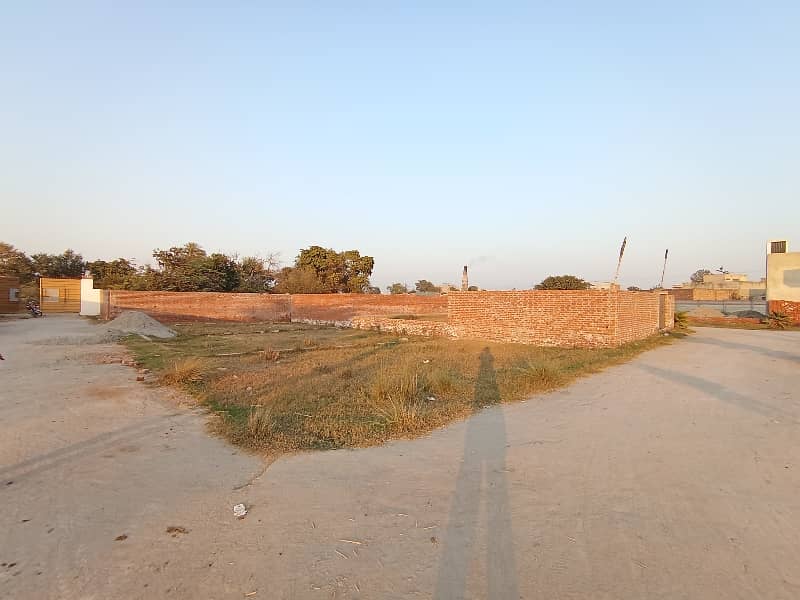 7 Marla Residential Plot Available For Sale In Shadiwal Near Main Road, City Gujrat 19