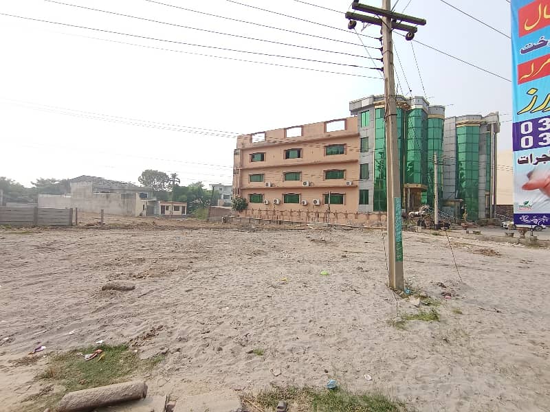 4 Kanal Commercial Plot Available for sale in Main Grand Trank Road Right Side of Anmol Marriage Hall, City Gujrat 4