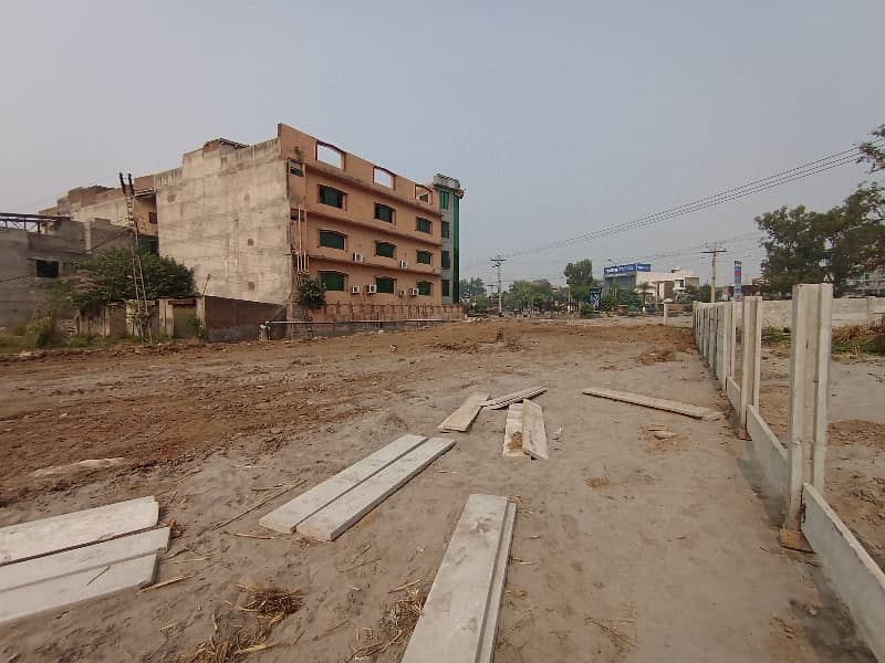 4 Kanal Commercial Plot Available for sale in Main Grand Trank Road Right Side of Anmol Marriage Hall, City Gujrat 14