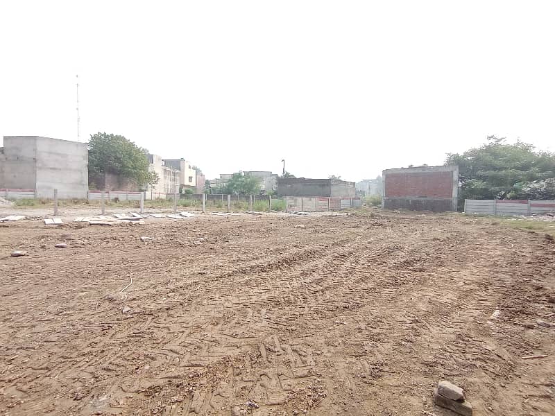 4 Kanal Commercial Plot Available for sale in Main Grand Trank Road Right Side of Anmol Marriage Hall, City Gujrat 29