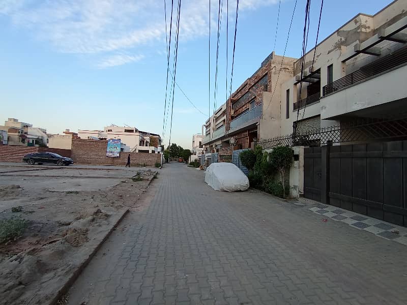 6 Marla Residential Plot Available For Sale In New Shadman Colony, City Gujrat 0