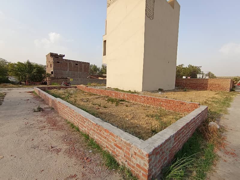 1.5 Marla Commercial Plot Available For Sale Near Service  Morh  Grand Trunk Road Gujrat 3