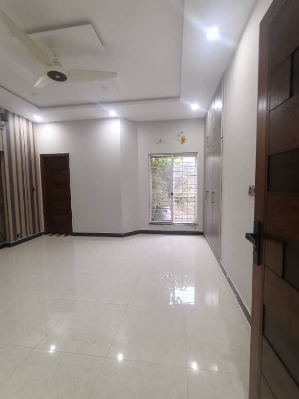 10 Marla upper portion For Rent in Jubilee Town 12