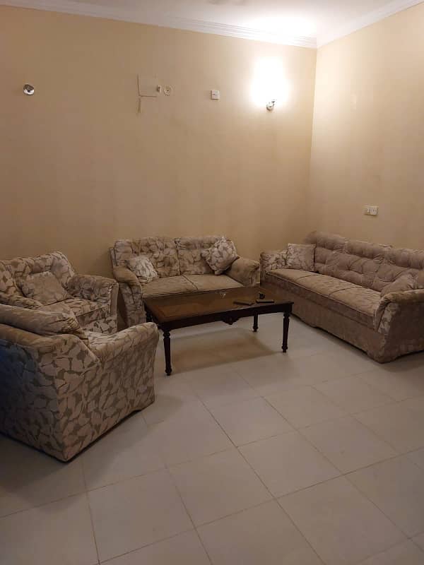 furnish villa for rent in Bahria Town karachi 4