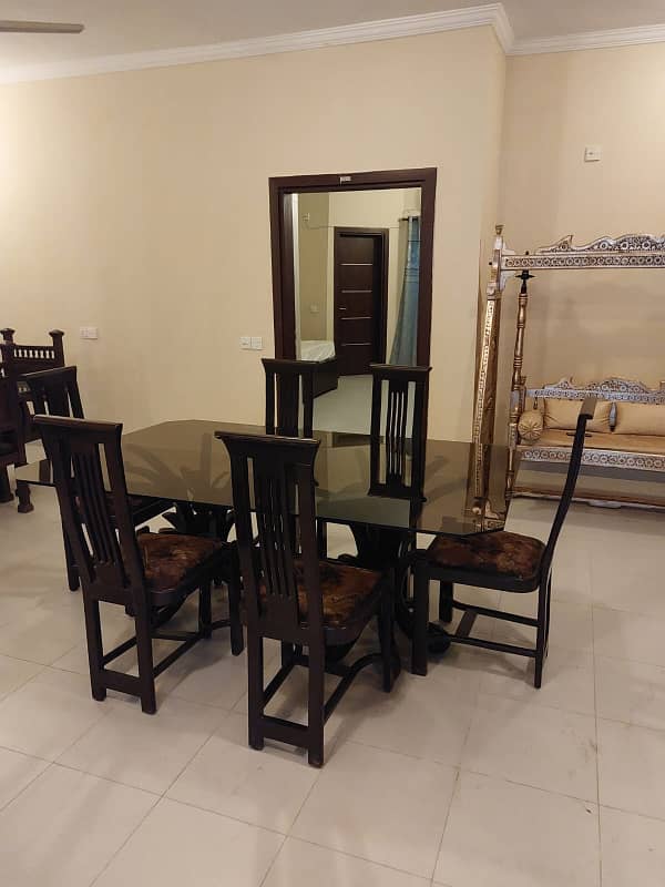 furnish villa for rent in Bahria Town karachi 14