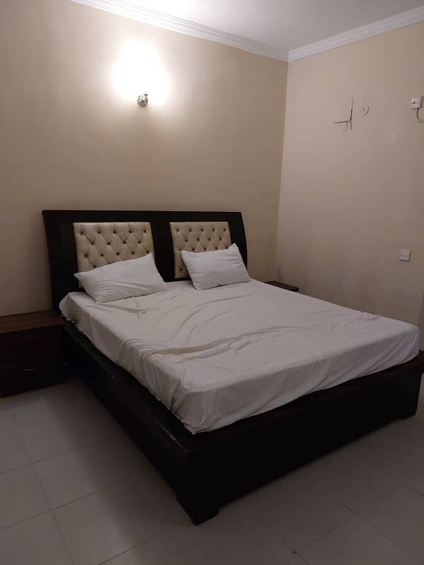 furnish villa for rent in Bahria Town karachi 16